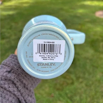 Stanley Quencher H2.0 Tumbler 40 oz - Blueberry Milk Shimmer