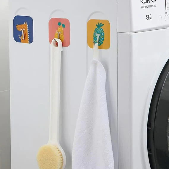Pack Of 2 - Cute Cartoon Design Wall Sticker Hook (Random Design)