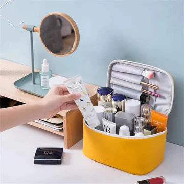 Travel Luxe Beauty Organizer
